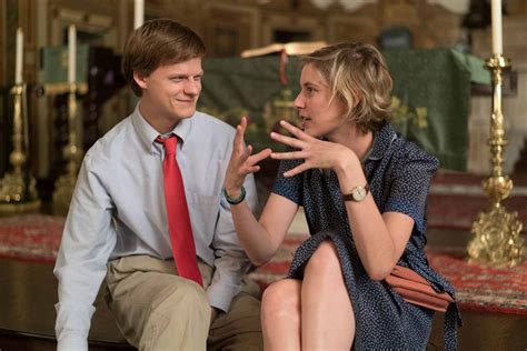 foto de greta gerwig lady bird a hora de voar fotos greta gerwig lucas hedges foto 15