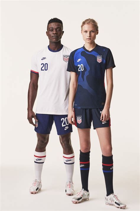 A seleção do chile também deve ir a campo com a mesma equipe que venceu a bolívia por 1 a 0 na última partida. Novas camisas da Seleção dos EUA 2020-2021 Nike » Mantos ...