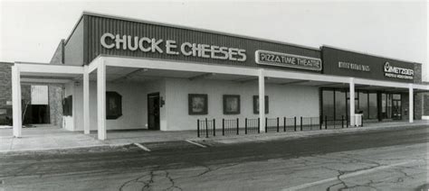 Chuck E Cheeses Akron Ohio Chapel Hill Mall Akron Ohio Akron