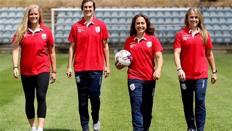 Play women's football with adelaide uni! Adelaide United's squad has unveiled an awesome foursome ...