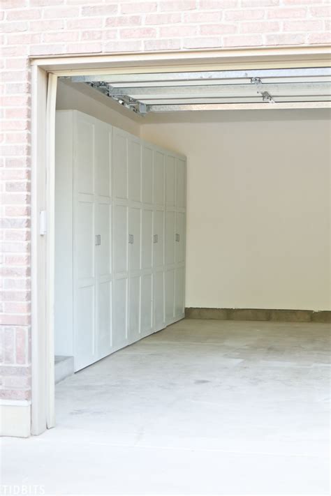Garage cabinets are especially important and necessary furniture which helps prevent chaos. Garage Storage Cabinets | Free Building Plans - Tidbits