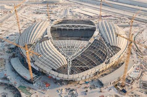 Die wm 2022 im wüstenemirat katar stellt die ausrichter vor gigantische aufgaben. First pictures of Qatar World Cup stadium ridiculed for ...