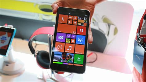 Nokia Lumia 1320 Review A Big Screen Windows Phone For Less Cnet