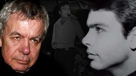 «η μητέρα μου και ο πατέρας μου, πριν τους συμβεί αυτό, επειδή είχε συμβεί στο φιλικό τους περιβάλλον, έλεγαν πάντα ότι αυτός είναι ο μεγαλύτερος πόνος που μπορεί ένας γονιός να. Πέθανε ο Γιάννης Πουλόπουλος