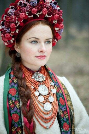 Красуня folk fashion ethnic fashion folklore moda popular folk costume costumes costume