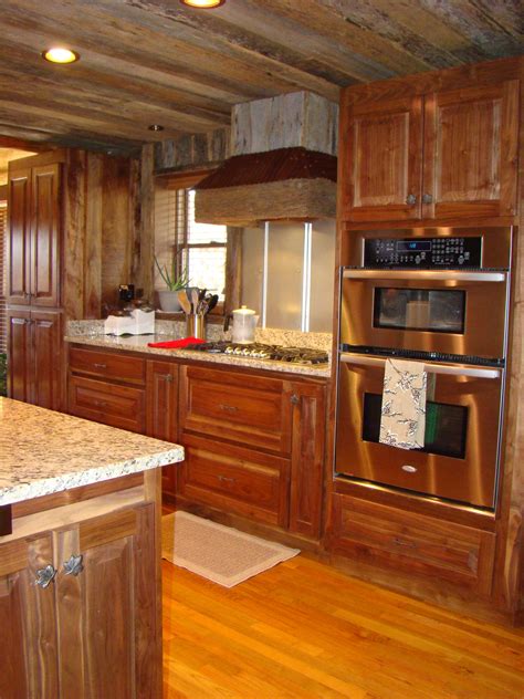 Interesting Mix Of Barn Wood And Cherry Cabinets Rustic Kitchen