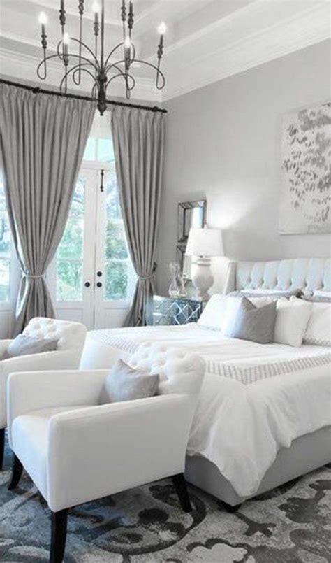 20 White Bedroom Ideas That Bring Comfort To Your Sleeping