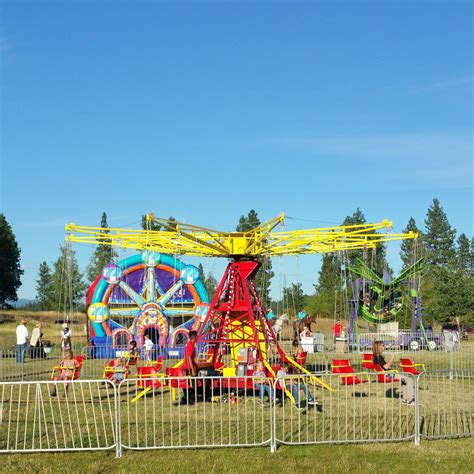 Cyclone Carnival Swing Ride Rental — National Event Pros