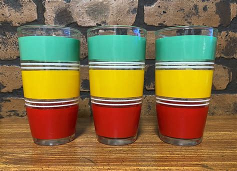 Vintage Mcm Hazel Atlas Drinking Glasses With Green Yellow Etsy India