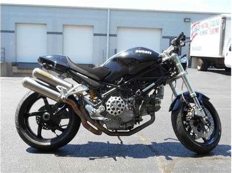 Great savings & free delivery / collection on many items. 2007 Ducati Monster S2R 1000 Standard for sale on 2040-motos