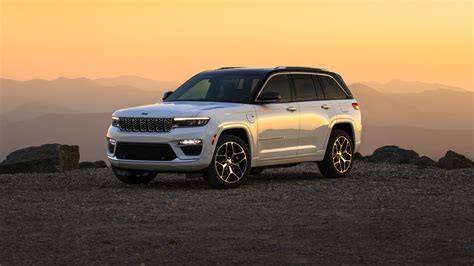 2022 Jeep Grand Cherokee Summit Images And Photos Finder