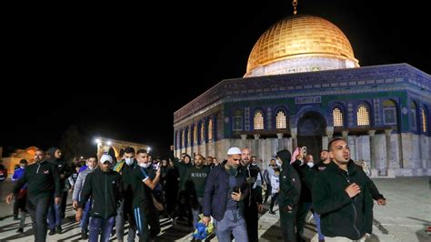 Jerusalem Holy Site Reopens For Muslim Prayer Amid New Tensions The