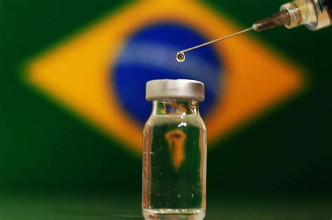 Para todos os públicos, é indicado que faça o cadastro antecipado pelo site vacina já, para celeridade no registro da dose de vacina. Plano de vacinação para a COVID-19 no Brasil? Para ...