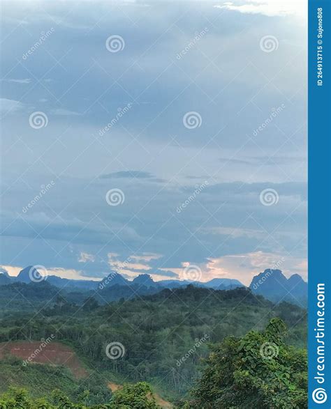 Borneo Mountains Stock Image Image Of Mountains Still 264913715