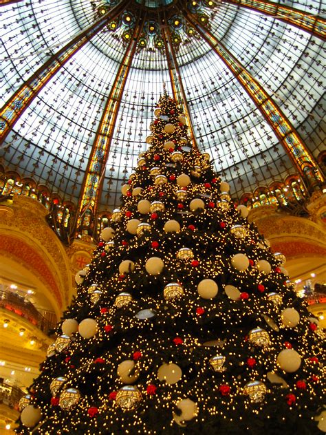The Christmas Tree At Galeries Lafayette Paris Xmas 2007 Flickr