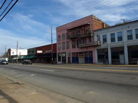 We did not find results for: 15 Best Places to Live in Alabama - The Crazy Tourist