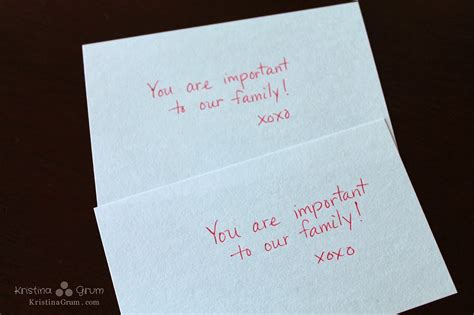 Some short love messages, random romantic lines, words to praise your partner can make the bond stronger, so if deep love messages for her. Lunch time love notes - Thriving Parents