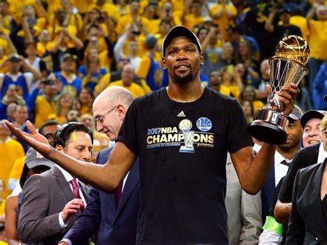 Led By Kevin Durant Warriors Win Their Second Nba Title In Three Years