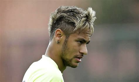 Check out his latest detailed stats including goals, assists, strengths & weaknesses and match ratings. Älskade Fotbolls - VM!: 15 frisyrer i VM (plus bonus) värd ...