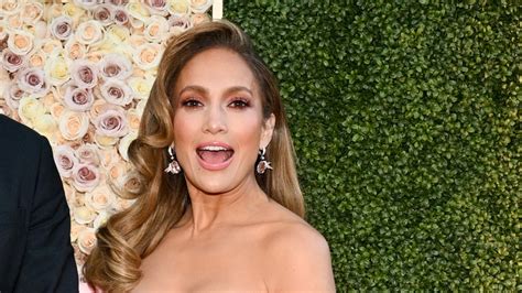 Jennifer Lopez Is Confronted About Being A Sex Addict In This Is Menow A Love Story