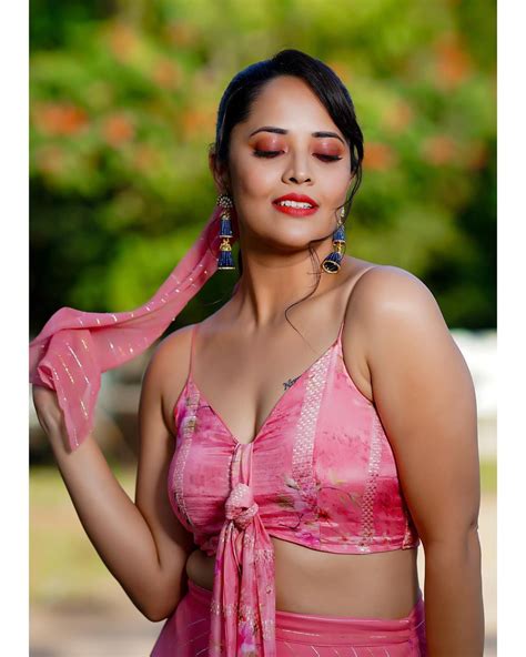 Anasuya Teases Fans With Her Hot Looks Telugubulletin Com