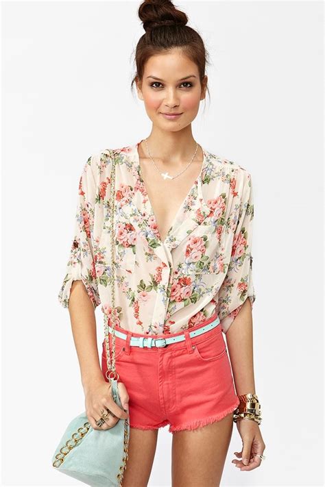 Love This Blouse Nasty Gal