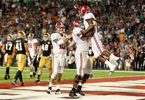 alabama routs notre dame  title game   york times