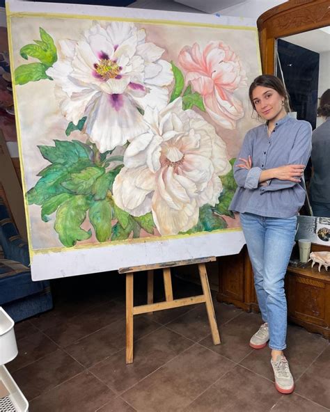 Massive Watercolor Paintings Capture Beautiful Flowers