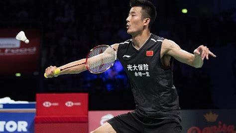 The cl series is a chen long signature series racket with his initials marked on the ultra slim racket shaft. Chen Long, An se Yong triumph in French Open badminton