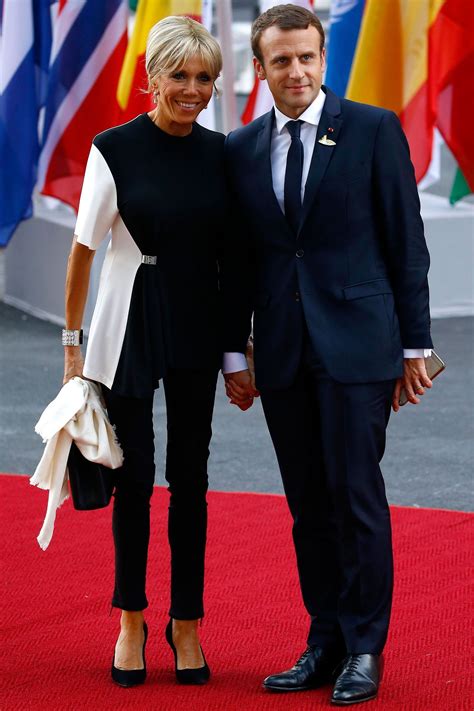 Emmanuel macron is politician from amiens, france. Brigitte Macron Addresses Her and Emmanuel Macron's Age ...