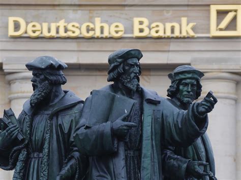 Deutsche bank easy è un italiano banca con sede a cremona, lombardia. Jaque al Neoliberalismo: Deutsche Bank, el banco más ...