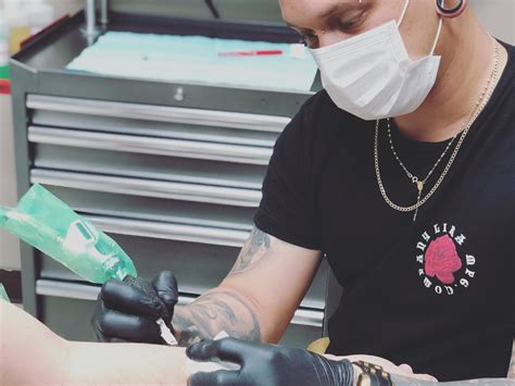 You are welcome to swing by anytime, but we find it's best to pop by at 11am to get your name on the list, spots tend to fill quickly especially on weekends. Pin on Chicago tattoo co. In orlando,FL.