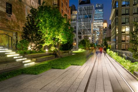 The High Line Elevated Park In New York A Trend Setting Urban Fashion