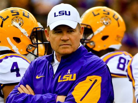 Former Lsu Coach Les Miles Says He Expects To Work As Tv Analyst This Season Usa Today Sports