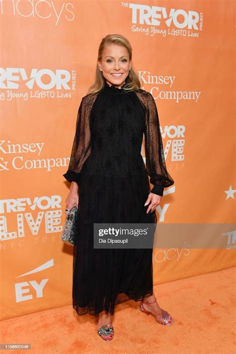 Kelly Ripa Attends The 2019 Trevorlive New York Gala At Cipriani Wall