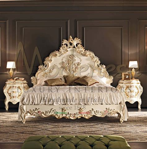 Beds ⋆ Luxury Italian Classic Furniture