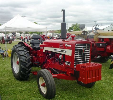 Ih 544 Utility Hydro With No 420 Plow International Harvester