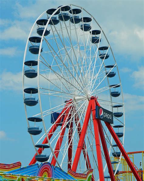 Ocean City Md Ferris Wheel Photograph By Emmy Vickers