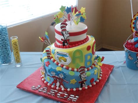 My Sons First Birthday Cake Dr Seuss Dr Suess Birthday Party Ideas