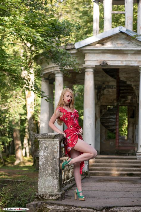 Wallpaper Blonde Garden GoddessNudes Dress Stairs House Irini