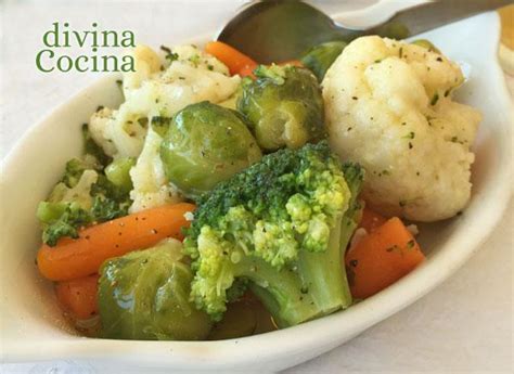 Agrega la carne, verdolagas y consomé granulado; 7 recetas light con verduras - Divina Cocina