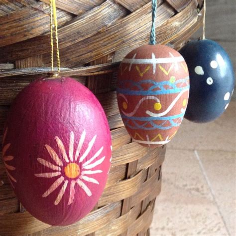 Erzgebirge Easter Eggs Set Of 3 German Hand Painted Wooden Etsy