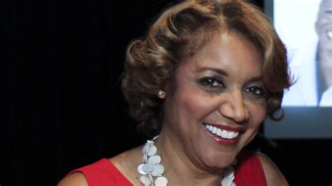 Longtime Atlanta News Anchor Amanda Davis Dies After Suffering Stroke
