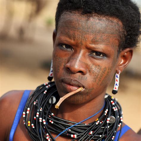 Fulani girl in Benin | Fulani are an ethnic group of ...