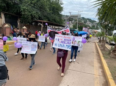 Marchan En Copanatoyac Y Exigen Justicia Por Feminicidio De 2 Indígenas