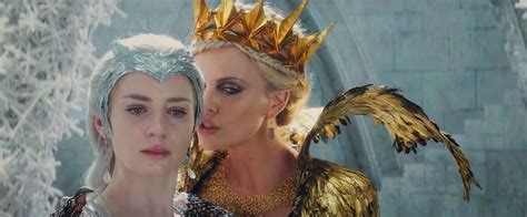 The Ice Queen And The Evil Queen 1 Charlize Theron Ice Queen Chris