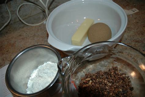 Stir in the pecans, vanilla and salt. Lynn, What's for Dessert?: Paula Deen's Pecan Pie Muffins ...