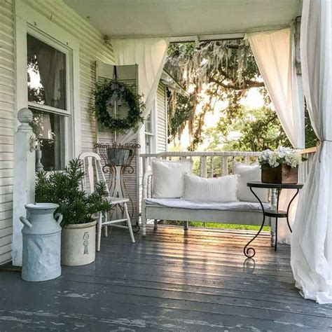 55 Stunning Farmhouse Front Porch Decorating Ideas Rustic Porch