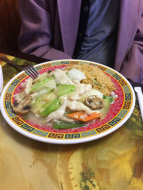 Chen's garden restaurant offers authentic chinese cuisine and delicious tasting wings and fried seafood in auburn, ga. Chen's Family Restaurant | 1919 Atlanta Hwy SE #102 ...
