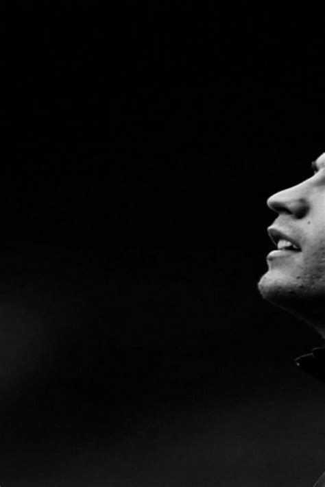 Twitter headers facebook covers wallpapers calendars. Cristiano Ronaldo Black and White 640 x 960 iPhone 4 Wallpaper